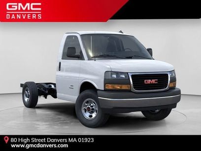 New 2026 GMC Savana 3500 1WT w/ Driver Convenience Package