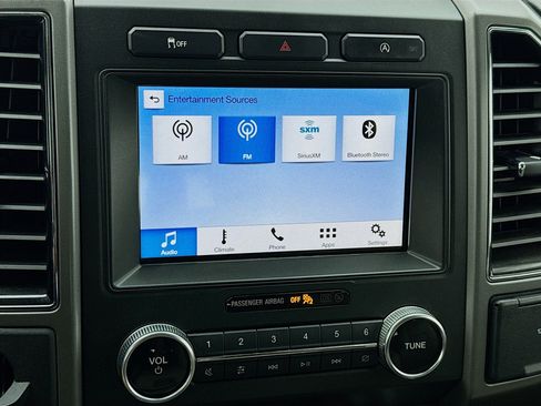 Used 2019 Ford Expedition XLT w/ Equipment Group 201A image 11