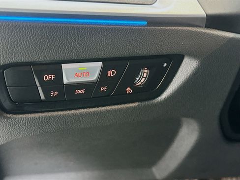 Used 2023 BMW i4 eDrive35 w/ Premium Package RWD image 16