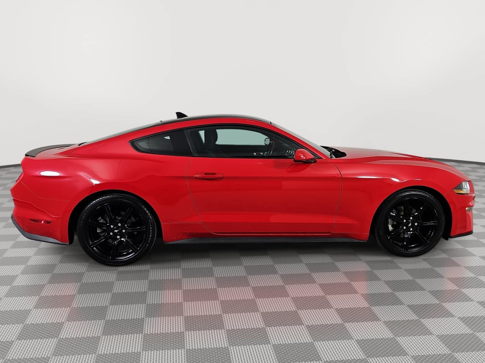 Used 2020 Ford Mustang Coupe w/ Equipment Group 101A RWD image 9