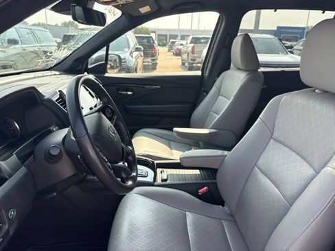 Used 2019 Honda Passport Touring image 10
