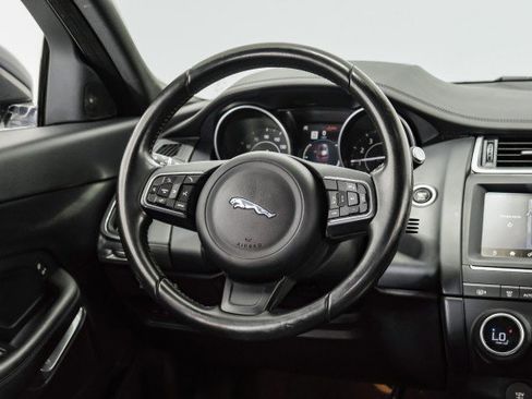 Used 2018 Jaguar E-PACE S image 14