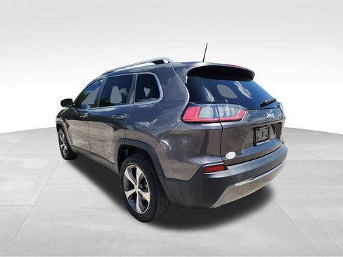 Used 2019 Jeep Cherokee Limited FWD image 7