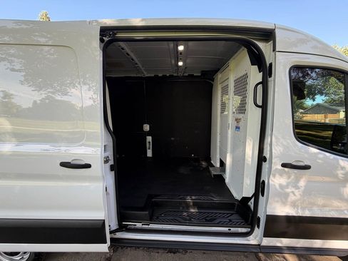 Used 2023 Ford Transit 250 Medium Roof w/ Load Area Protection Package RWD image 16