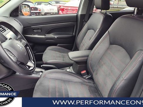 Used 2018 Mitsubishi Outlander Sport SE image 12