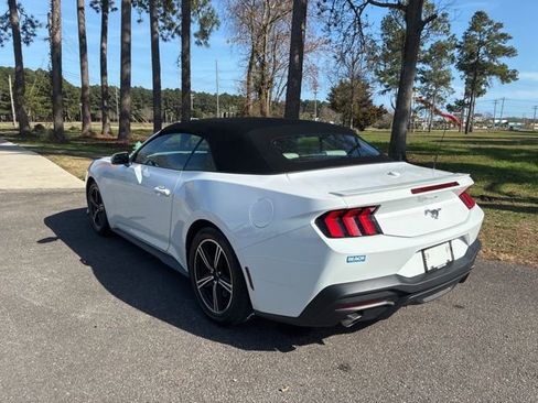 Used 2024 Ford Mustang Premium image 38