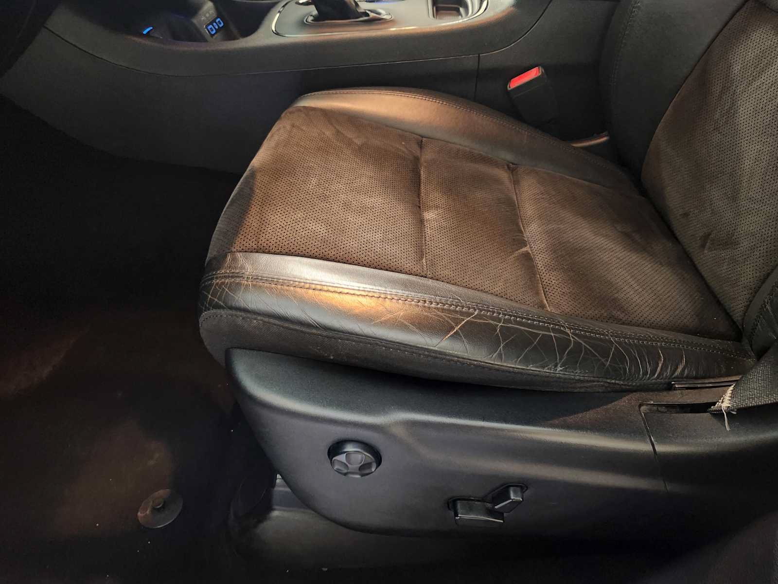 Used 2020 Dodge Durango GT AWD/4WD image 25