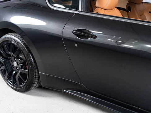 Used 2012 Maserati GranTurismo S RWD image 18