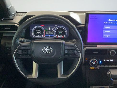 Used 2024 Toyota Tacoma Limited w/ Limited Package (LT) AWD/4WD image 10