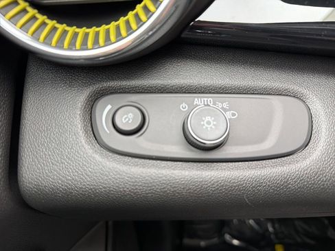 New 2026 Chevrolet Trax ACTIV w/ Driver Confidence Package image 18