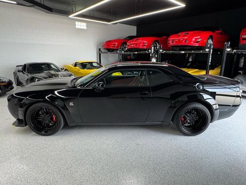Used 2020 Dodge Challenger R/T Scat Pack RWD image 6