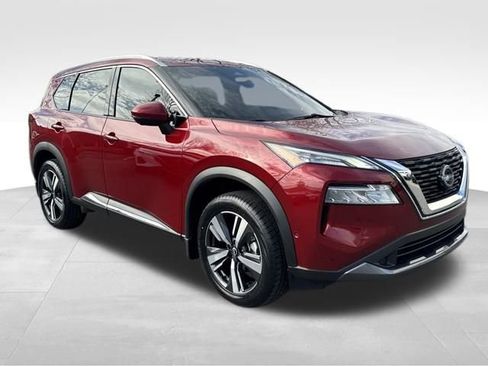 Used 2023 Nissan Rogue SL w/ SL Premium Package image 7