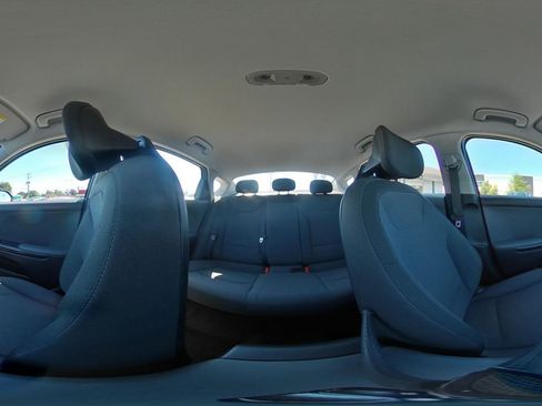 Used 2025 Kia K4 FWD image 41