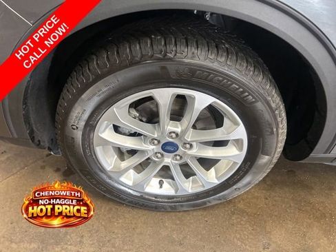 Used 2022 Ford Escape SE w/ Convenience Package image 9