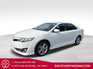 Used 2014 Toyota Camry SE w/ Moonroof Package FWD 360° Tour