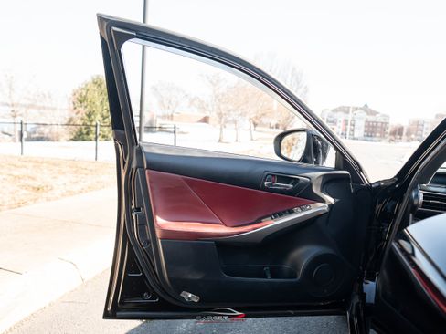 Used 2016 Lexus IS 200t w/ F Sport Package image 41