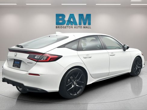 Used 2024 Honda Civic Sport image 6