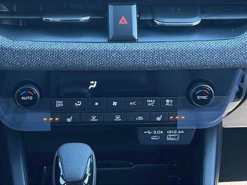 New 2026 Subaru Outback Limited image 18