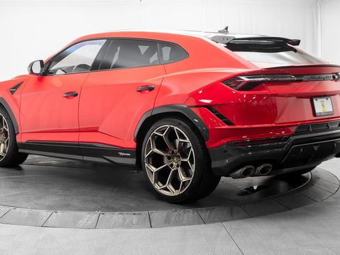 Used 2024 Lamborghini Urus Performante AWD/4WD image 5