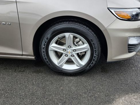 Used 2023 Chevrolet Malibu LS image 10