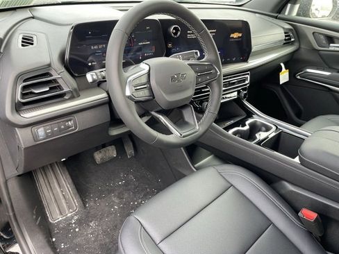 New 2026 Chevrolet Traverse LT w/ Midnight/Sport Edition image 18