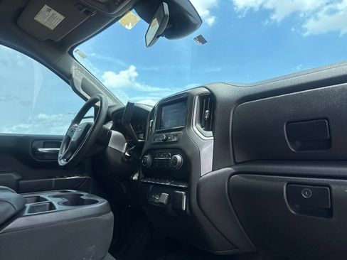Used 2022 Chevrolet Silverado 1500 Custom RWD image 26