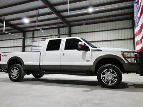 Used 2016 Ford F350 King Ranch image 16