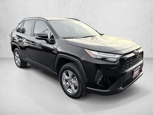 Used 2024 Toyota RAV4 XLE AWD/4WD image 3