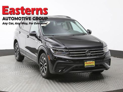 Used 2022 Volkswagen Tiguan S AWD/4WD image 3
