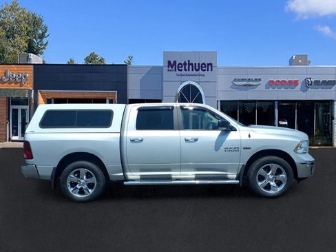 Used 2017 RAM 1500 Big Horn AWD/4WD image 2
