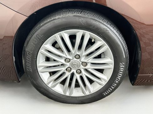Used 2017 Lexus ES 350 w/ Premium Package FWD image 11