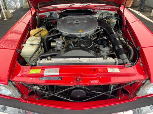 Used 1987 Mercedes-Benz 560 SL image 19