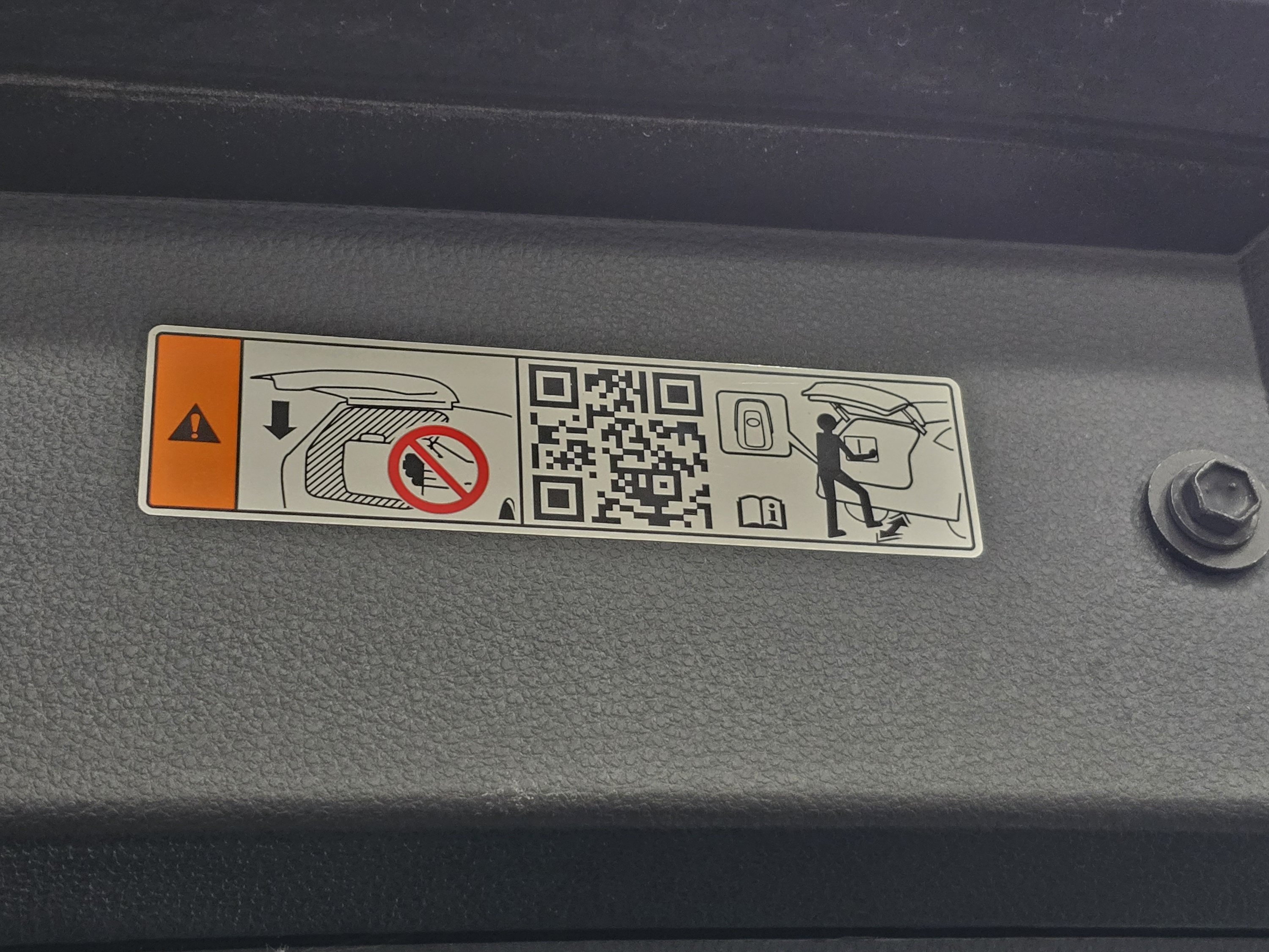 Certified 2026 Toyota Highlander XLE AWD/4WD image 34