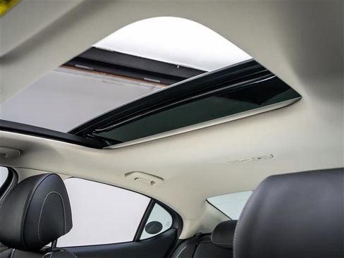 New 2026 Genesis G70 2.5T Prestige image 16