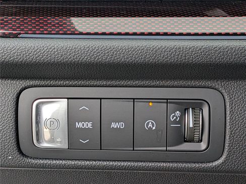 Used 2024 Chevrolet Traverse RS w/ LPO, Floor Liner Package image 26