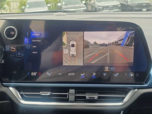 New 2026 Chevrolet Equinox EV LT AWD/4WD image 30