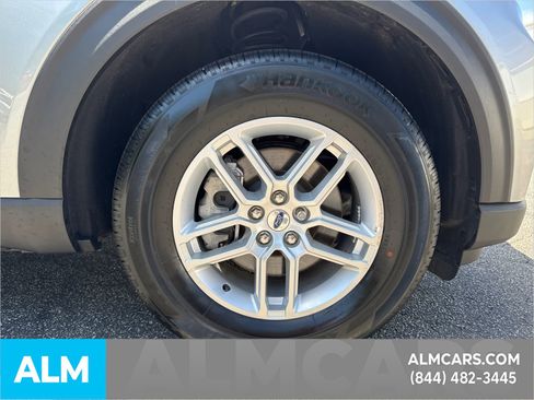 Used 2025 Ford Explorer Active image 15