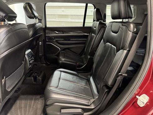 Certified 2022 Jeep Grand Cherokee L Limited image 19