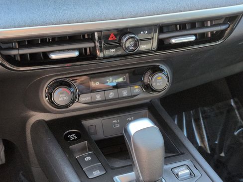 New 2026 Nissan Kicks SV image 19