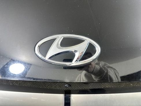 Used 2022 Hyundai Ioniq 5 Limited image 9