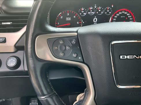Used 2016 GMC Yukon Denali w/ Open Road Package AWD/4WD image 24