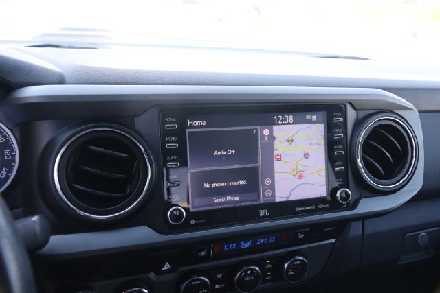 Used 2021 Toyota Tacoma TRD Pro AWD/4WD image 16