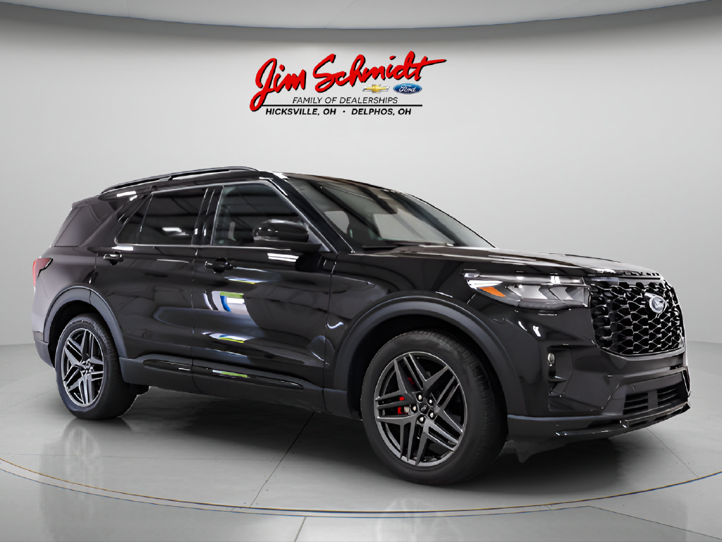 Used 2025 Ford Explorer ST AWD/4WD image 8