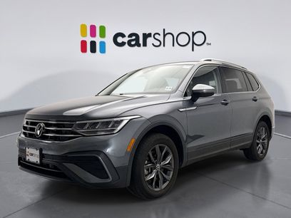 Used 2024 Volkswagen Tiguan SE