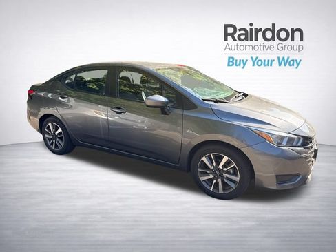 Used 2024 Nissan Versa SV FWD image 1