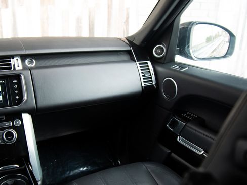 Used 2016 Land Rover Range Rover Long Wheelbase Supercharged image 22