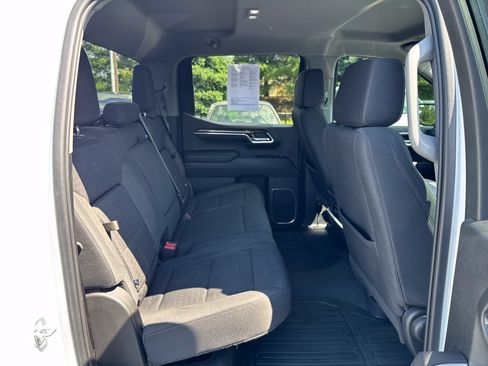 Used 2023 GMC Sierra 1500 Elevation w/ LPO, Elevation Black Package AWD/4WD image 18