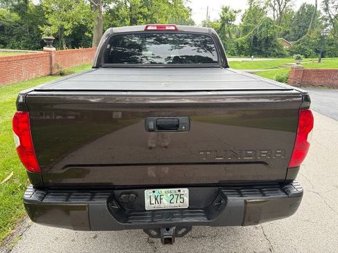 Used 2018 Toyota Tundra Limited w/ Limited Premium Package AWD/4WD image 10