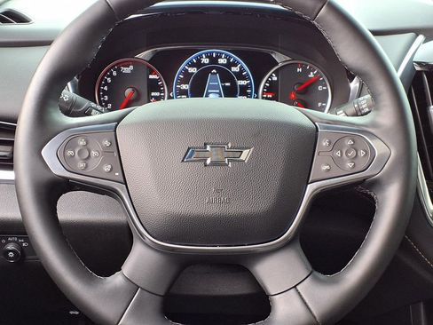 Used 2023 Chevrolet Traverse Premier w/ Redline Edition image 17