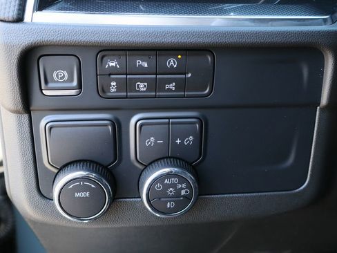 Used 2025 Chevrolet Tahoe RST w/ Comfort Package image 12